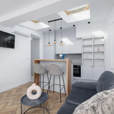 Aetna - Studio with an AC&Lift - Kazimierz Kraków